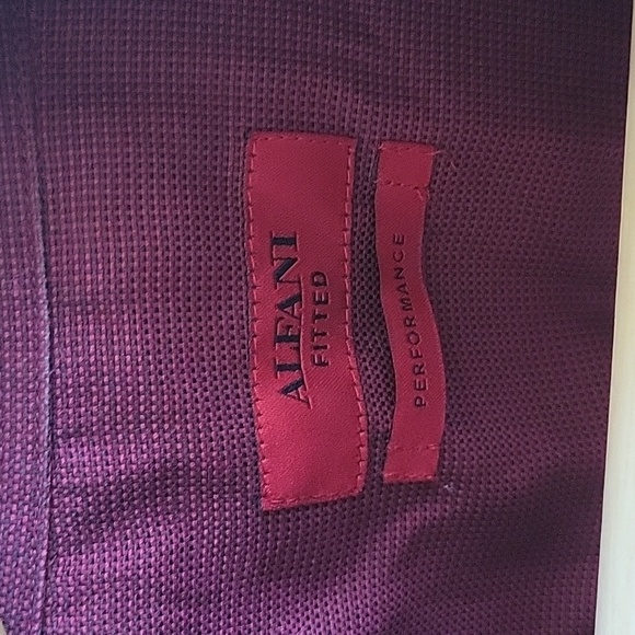 Men's fitted dress shirt, maroon, size small - Picture 2 of 2